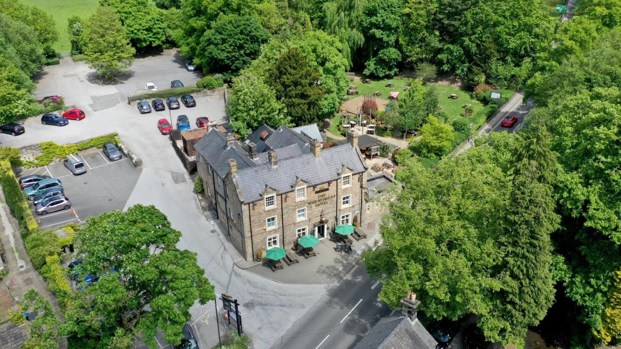 Wheatsheaf, Baslow By Marston'S Inns Bagian luar foto