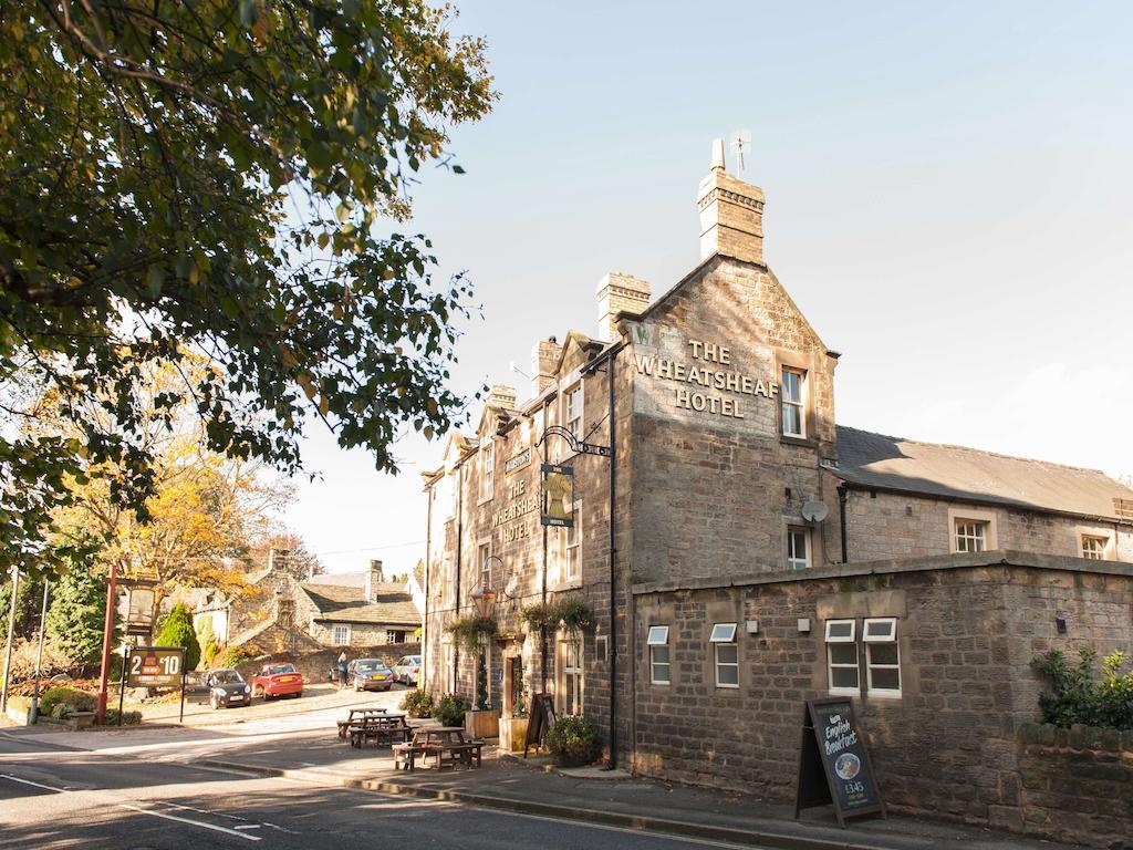 Wheatsheaf, Baslow By Marston'S Inns Bagian luar foto