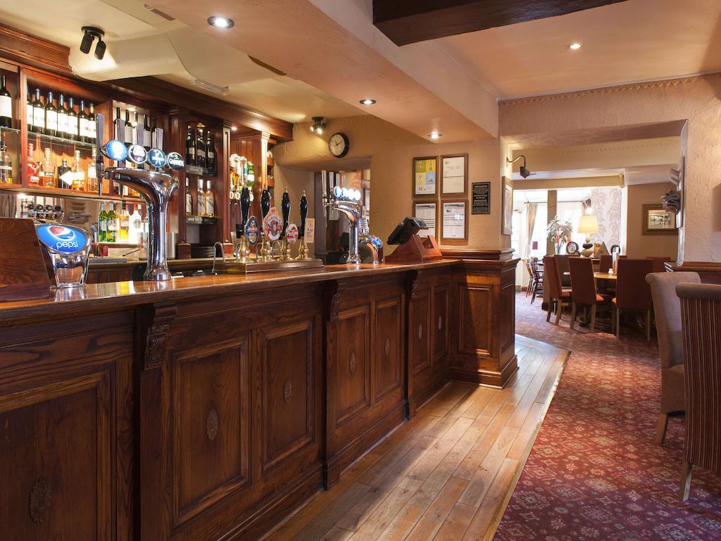 Wheatsheaf, Baslow By Marston'S Inns Bagian luar foto